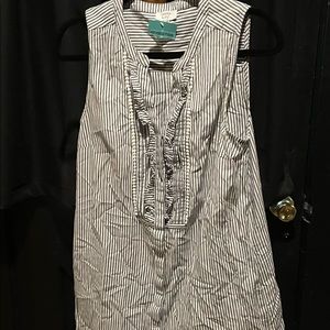 Crown and Ivy summer shift dress